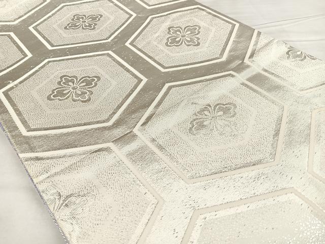 平和屋着物◎両面　全通柄袋帯　やまとオリジナル　亀甲花文　銀糸　正絹　逸品　BAAX0033qw