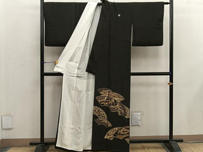 平和屋着物■豪華黒留袖 作家物 地紙重ね飛鶴花文 金彩 正絹 逸品 BAAX0245mz