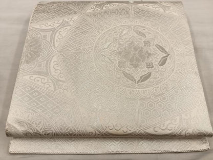 平和屋着物◎六通柄袋帯　吉祥花文　プラチナ箔　正絹　逸品　BAAX0463mz