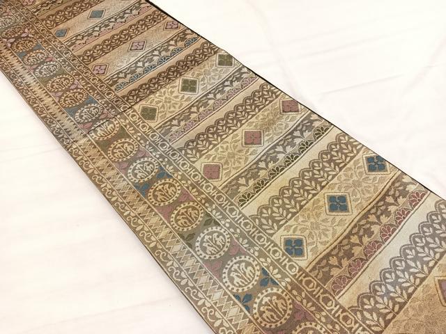 平和屋着物◎六通柄袋帯　横段動物花文　金糸　引箔　正絹　逸品　BAAX0652hv