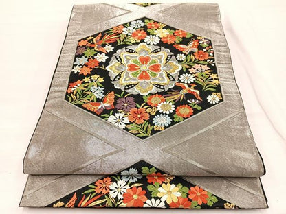 平和屋着物◎六通柄袋帯　唐織　亀甲花蝶文　黒地　金銀糸　正絹　逸品　BAAX0668hv