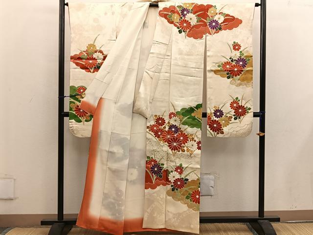 平和屋着物■豪華振袖　駒刺繍　雲重ね菊花文　金彩　正絹　逸品　BAAX1380mz
