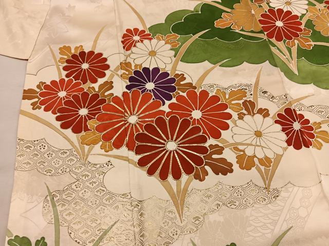 平和屋着物■豪華振袖　駒刺繍　雲重ね菊花文　金彩　正絹　逸品　BAAX1380mz