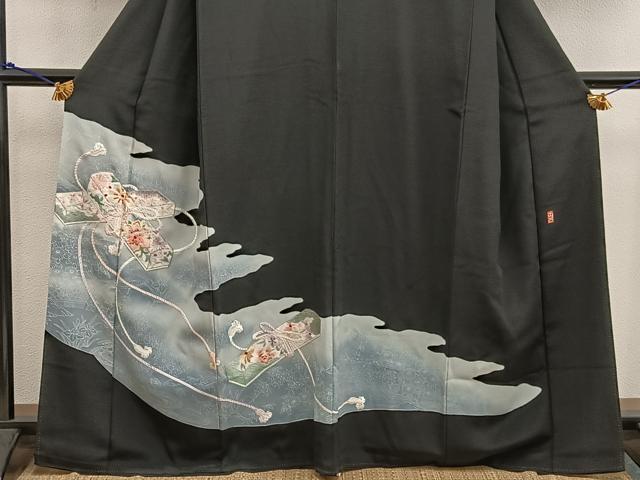 平和屋着物■豪華黒留袖　作家物　刺繍　文箱花文　正絹　逸品　BAAX1453mz