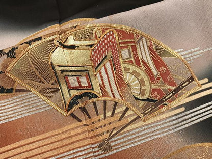 平和屋着物■豪華黒留袖　作家物　駒刺繍　扇面御所車文　暈し染め　金彩　正絹　逸品　BAAX1457mz