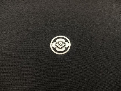 平和屋着物■豪華黒留袖　作家物　駒刺繍　扇面御所車文　暈し染め　金彩　正絹　逸品　BAAX1457mz