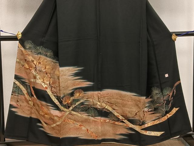 平和屋着物■豪華黒留袖　作家物　草花文　暈し染め　金彩　正絹　逸品　BAAX1487mz