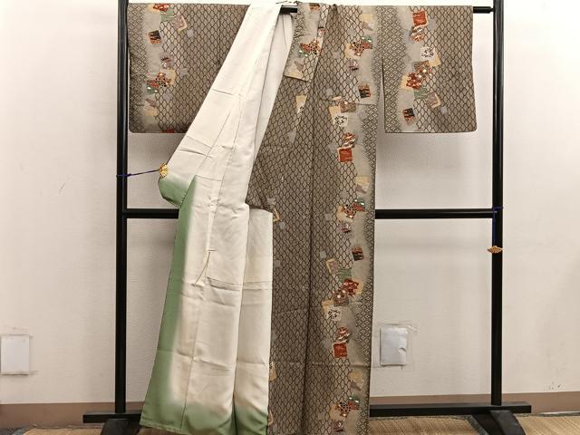 平和屋着物■上質な小紋 色紙重ね飛鶴花文 金彩 正絹 逸品 BAAX1494mz
