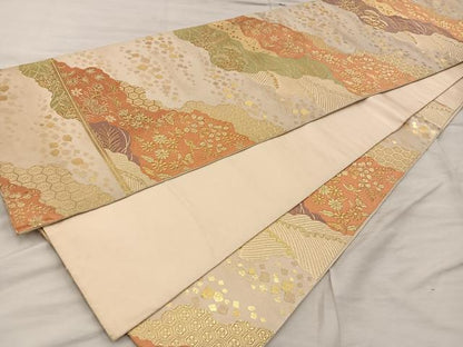 平和屋着物◎西陣の名門　本家加納　六通柄袋帯　舞蝶花鳥文　金糸　正絹　逸品　BAAX1531mz