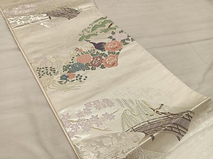 平和屋着物◎六通柄袋帯　唐織　華鳥春景　金銀糸　正絹　逸品　BAAX1549mz