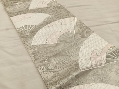 平和屋着物◎六通柄袋帯　九百錦　扇面風景文　ホワイトゴールド箔　正絹　逸品　BAAX1556mz