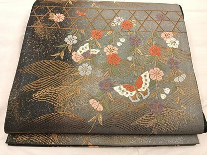 平和屋着物◎六通柄袋帯　唐織　舞蝶花文　金糸　正絹　逸品　BAAX1575mz