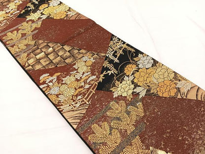 平和屋着物◎六通柄袋帯　裂取四季蒔絵　黒地　金銀糸　正絹　逸品　BAAX2235hv