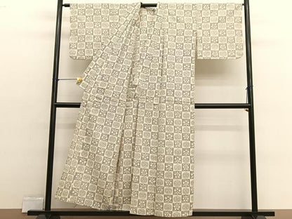平和屋着物▽上質な紬　単衣　市松七宝花文　正絹　逸品　BAAX2584hv
