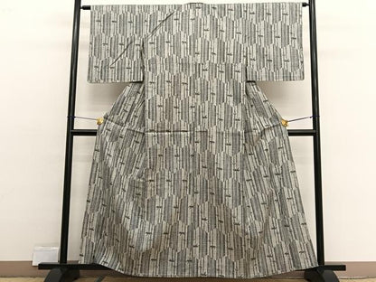 平和屋着物▽上質な紬　単衣　笹竹文　正絹　逸品　BAAX2592hv