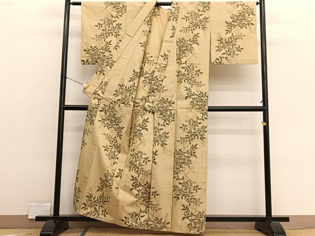 平和屋着物▽上質な紬　単衣　枝葉文　正絹　逸品　BAAX2598hv