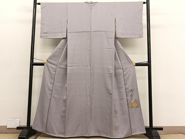 平和屋着物●螺鈿作家　甲斐泰造監修　色無地　ふくれ織　花唐草地紋　梅染色　正絹　逸品　未使用　BAAX2705hv