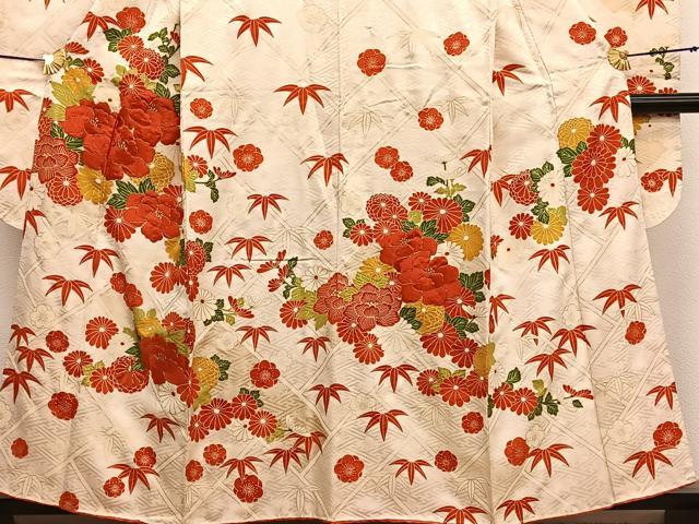 平和屋着物■豪華振袖　駒刺繍　檜垣花文　金彩　三越扱い　正絹　逸品　BAAX2796hv