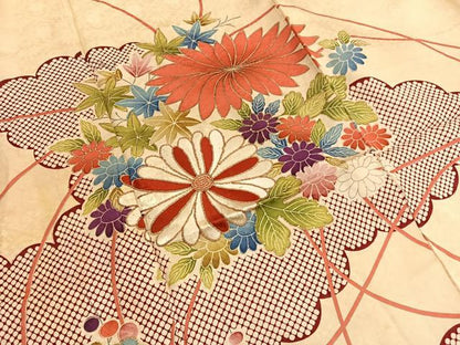 平和屋着物■豪華振袖　駒刺繍　雲取り花文　金彩　正絹　逸品　BAAX2811hv
