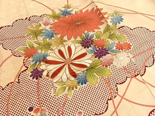 平和屋着物■豪華振袖　駒刺繍　雲取り花文　金彩　正絹　逸品　BAAX2811hv