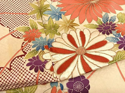 平和屋着物■豪華振袖　駒刺繍　雲取り花文　金彩　正絹　逸品　BAAX2811hv