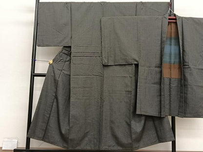 平和屋着物●男性　紬　アンサンブル　亀甲文様　正絹　逸品　BAAX2827hv