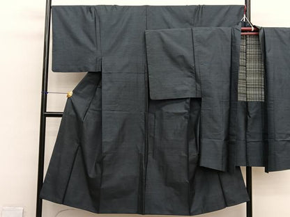 平和屋着物●男性　本場大島紬　アンサンブル　150亀甲　総詰め　正絹　逸品　BAAX2829hv