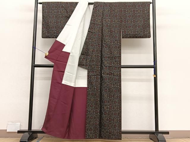 平和屋着物■上質な紬　飾花文　黒地　正絹　逸品　BAAX2881hv