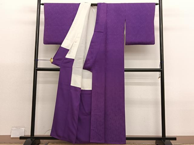 平和屋着物■上質な色無地　草花地紋　桑の実色　正絹　逸品　BAAX2969hv