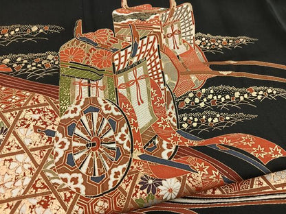 平和屋着物■豪華黒留袖　流水御所車文　金銀彩　正絹　逸品　BAAX3131yc