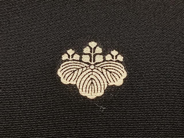 平和屋着物■豪華黒留袖　流水御所車文　金銀彩　正絹　逸品　BAAX3131yc