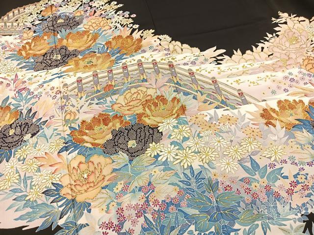 平和屋着物■豪華黒留袖　作家物　渡り橋花文　金彩　正絹　逸品　BAAX3151yc