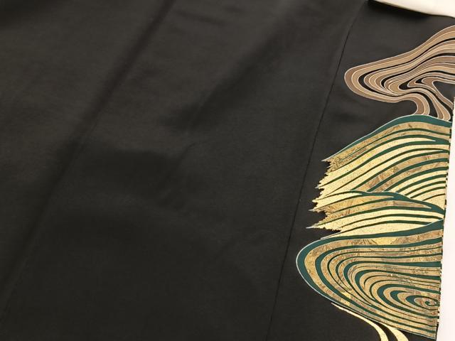 平和屋着物■豪華黒留袖　作家物　駒刺繍　飛鶴流水文　金彩　正絹　逸品　BAAX3231yc