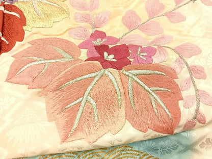 平和屋着物■豪華振袖　刺繍　亀甲草花文　金彩　正絹　逸品　BAAX3616yc