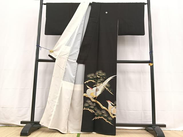 平和屋着物■豪華黒留袖　駒刺繍　尾長鳥笠松文　金銀糸　正絹　逸品　BAAX3631yc
