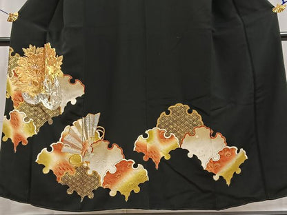 平和屋着物■豪華黒留袖　駒刺繍　雪輪花車文　金彩　松坂屋扱い　正絹　逸品　BAAX3636yc