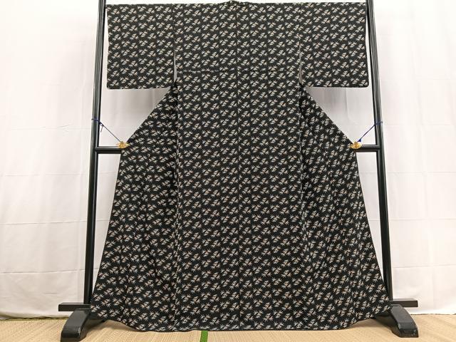 平和屋着物■上質な小紋　笹の葉文　黒地　正絹　逸品　BAAX3767yc
