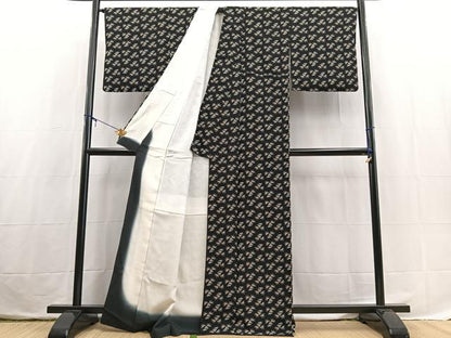 平和屋着物■上質な小紋　笹の葉文　黒地　正絹　逸品　BAAX3767yc