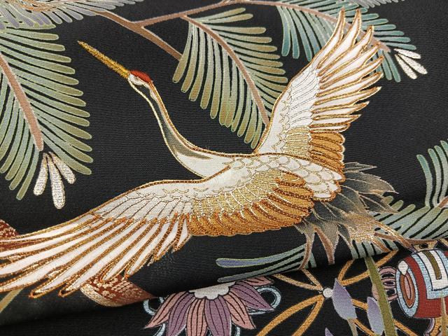 平和屋着物■豪華黒留袖　駒刺繍　飛鶴宝尽くし花文　金銀彩　仮絵羽　正絹　逸品　未使用　BAAX3836yc