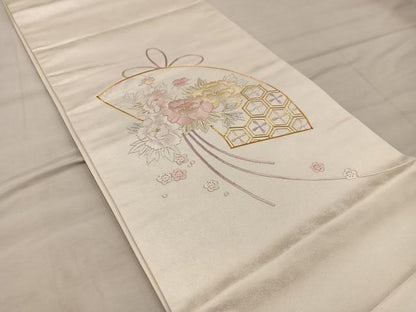 平和屋着物◎太鼓柄袋帯　総刺繍　駒刺繍　地紙亀甲花文　正絹　逸品　BAAX4431mz