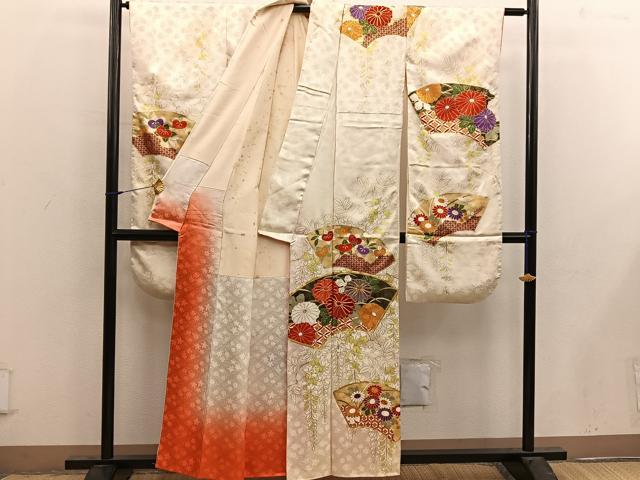 平和屋着物■豪華振袖 駒刺繍 地紙菊花文 金彩 正絹 逸品 BAAX4485mz