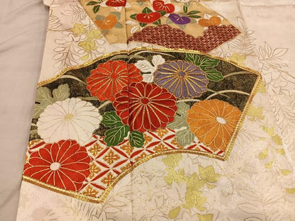 平和屋着物■豪華振袖 駒刺繍 地紙菊花文 金彩 正絹 逸品 BAAX4485mz