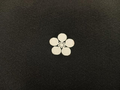 平和屋着物■豪華黒留袖 駒刺繍 草花文 金彩 正絹 逸品 BAAX4488mz
