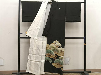 平和屋着物■豪華黒留袖 松 金彩 正絹 逸品 BAAX4510mz