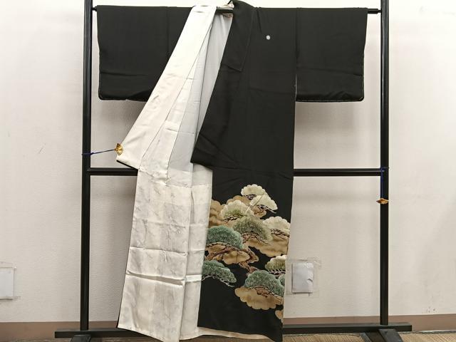 平和屋着物■豪華黒留袖 松 金彩 正絹 逸品 BAAX4510mz
