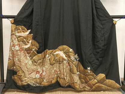 平和屋着物■豪華黒留袖　駒刺繍　飛鶴花文　金彩　正絹　逸品　BAAX4563mz