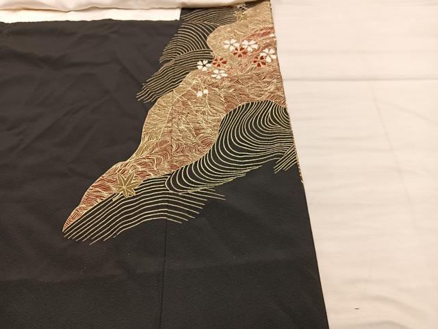 平和屋着物■豪華黒留袖　駒刺繍　飛鶴花文　金彩　正絹　逸品　BAAX4563mz