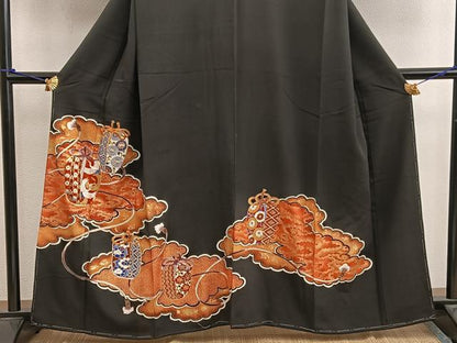 平和屋着物■豪華黒留袖　駒刺繍　飛鶴花文　金彩　正絹　逸品　BAAX4569mz