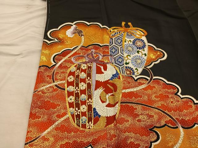 平和屋着物■豪華黒留袖　駒刺繍　飛鶴花文　金彩　正絹　逸品　BAAX4569mz