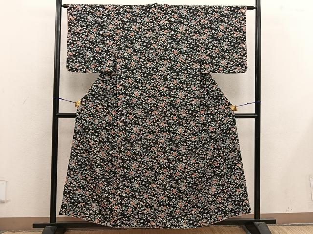 平和屋着物●上質な小紋　草花文　黒地　金彩　正絹　逸品　AABG4683fy 平和屋着物□上質な小紋 色紙重ね草花文 黒地 金彩 正絹 逸品 CABF6517ou